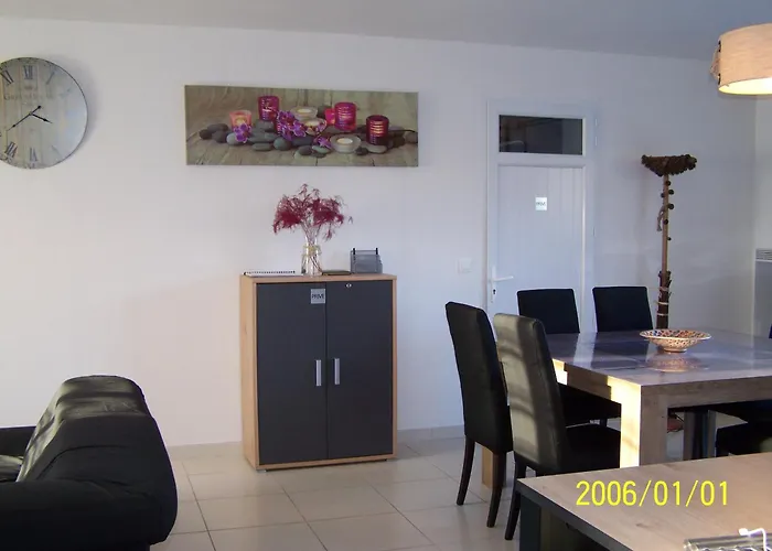 Maisonlazenitude-lapalmyre *